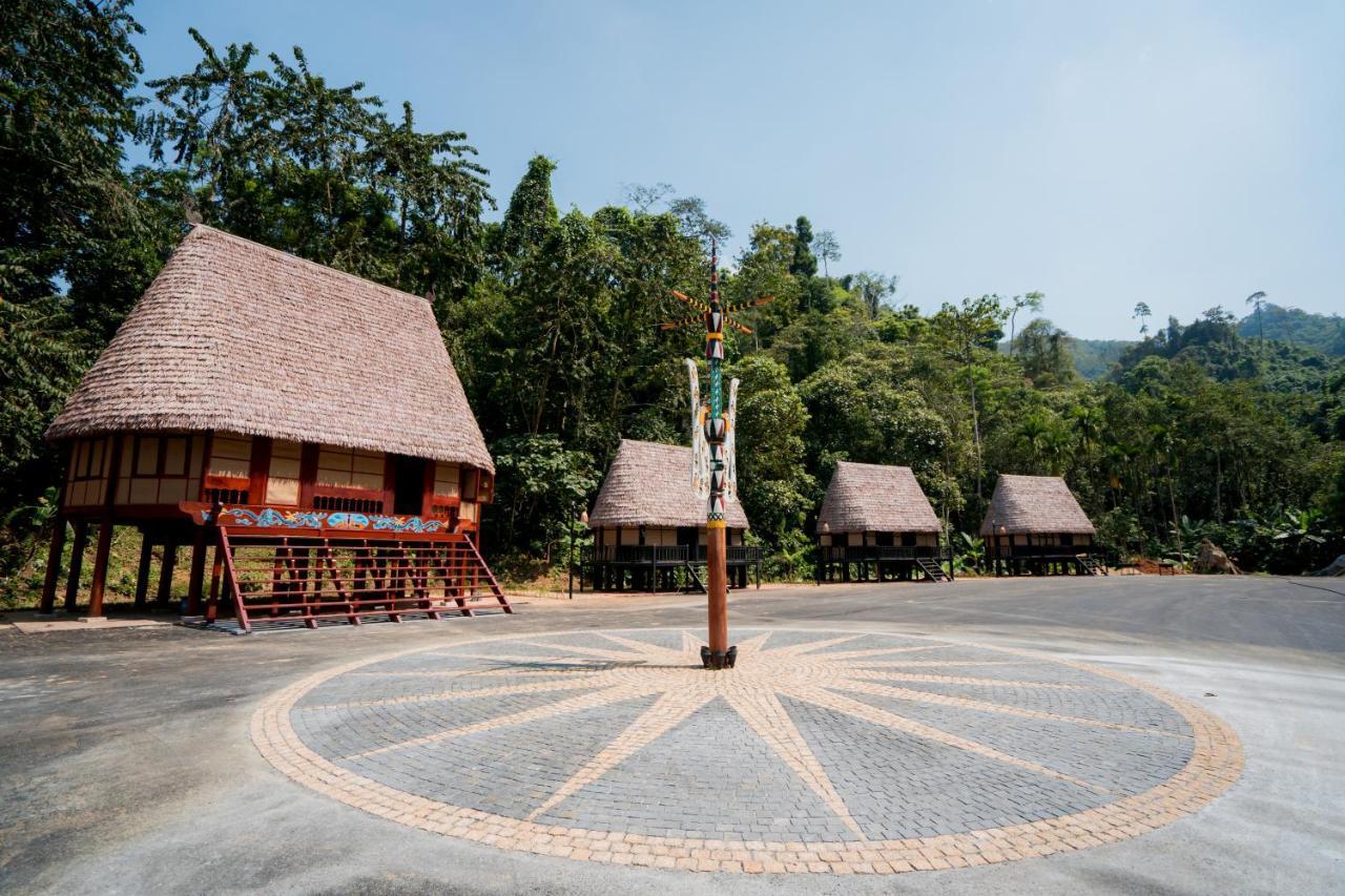 Fivitel Cổng Trời Đông Giang Dong Giang Exterior foto