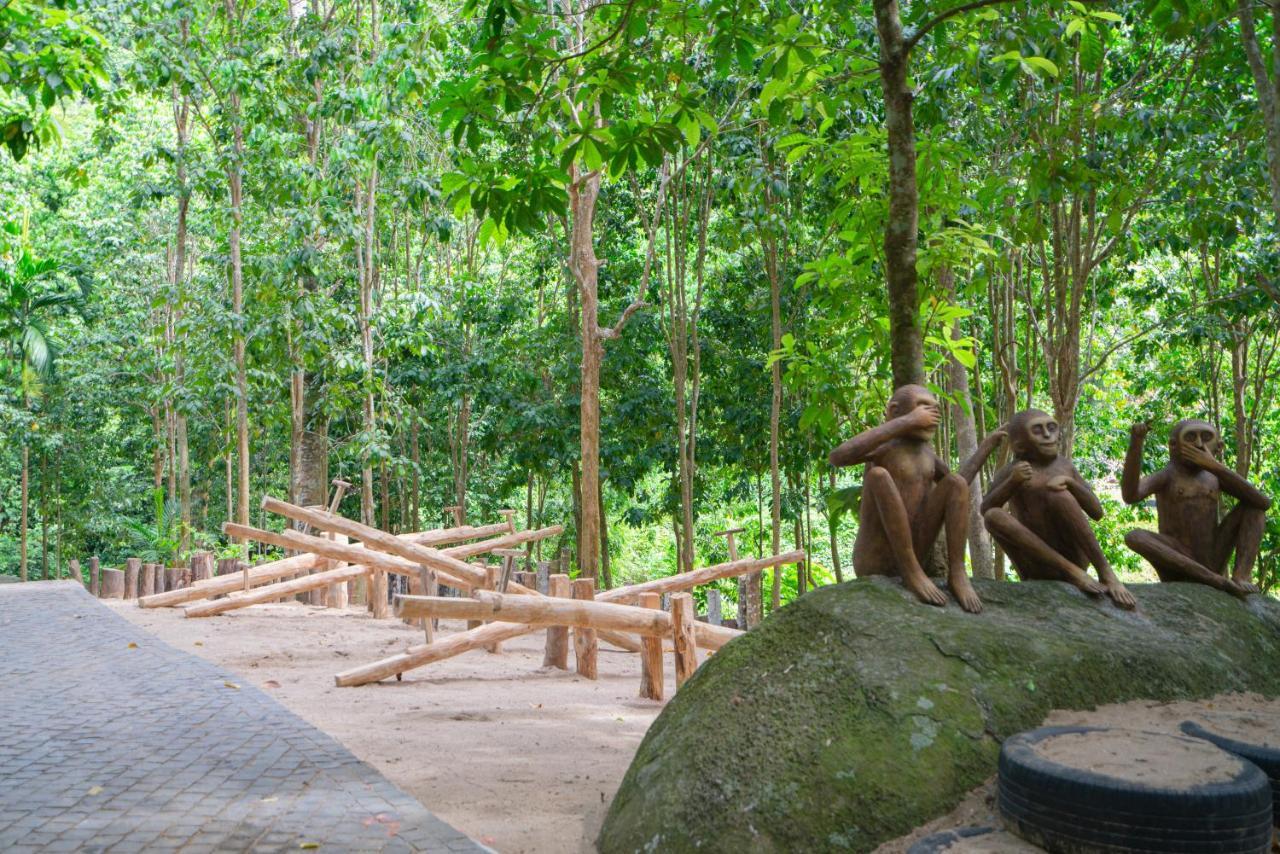 Fivitel Cổng Trời Đông Giang Dong Giang Exterior foto