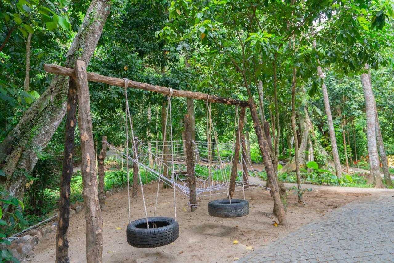 Fivitel Cổng Trời Đông Giang Dong Giang Exterior foto