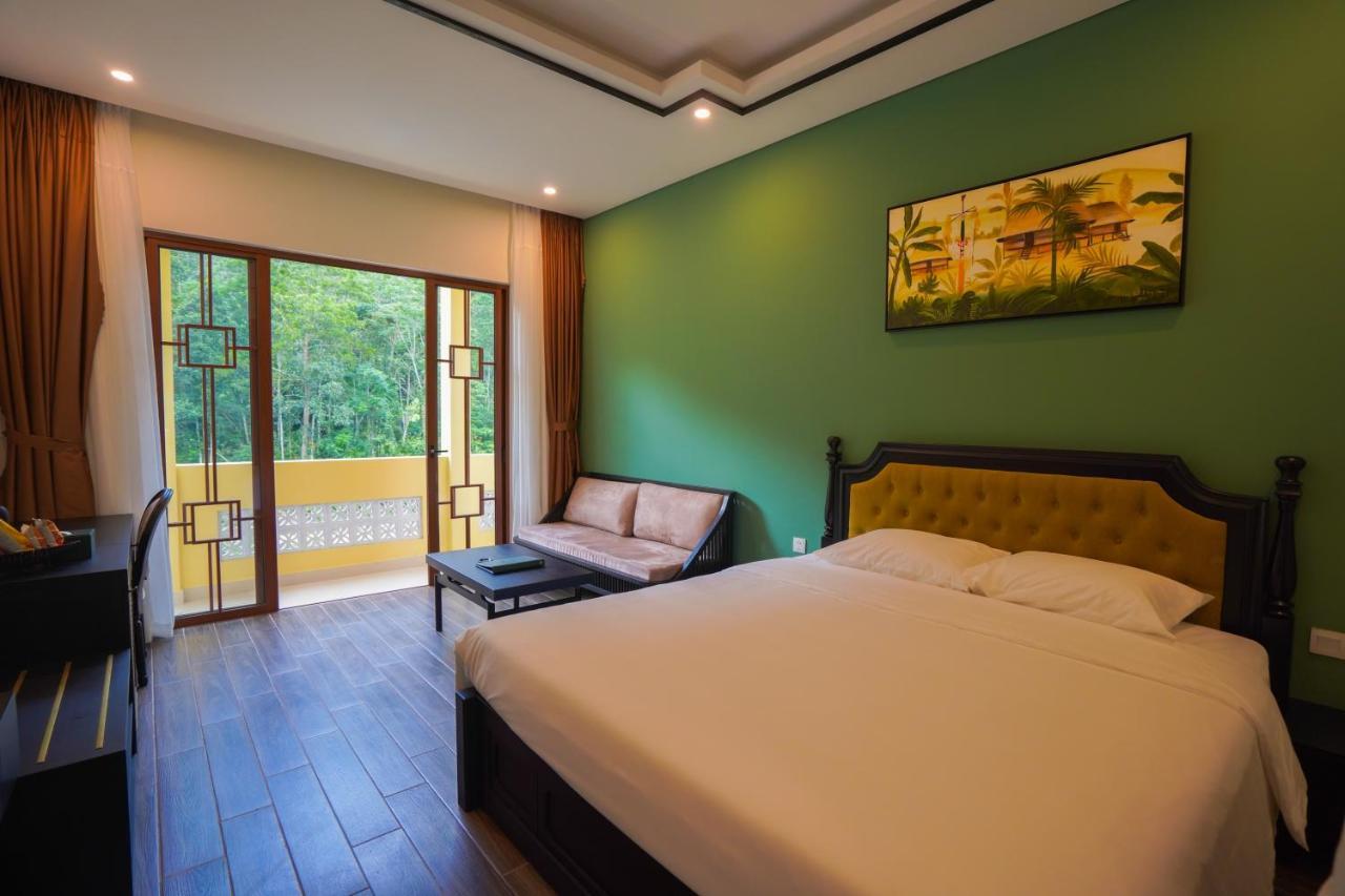 Fivitel Cổng Trời Đông Giang Dong Giang Exterior foto