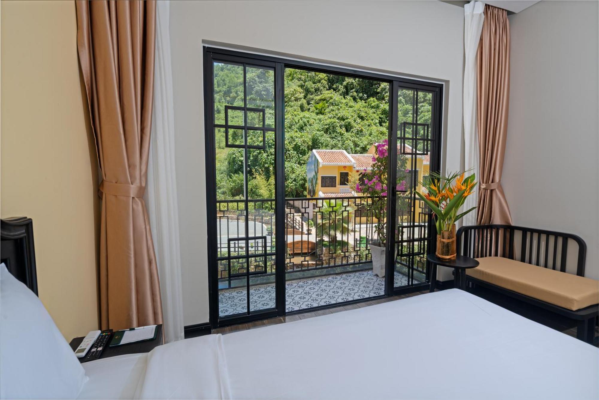 Fivitel Cổng Trời Đông Giang Dong Giang Exterior foto